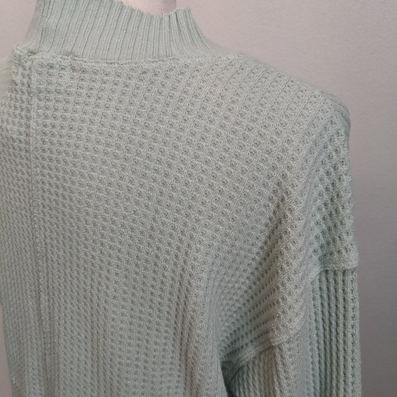 Anthropologie T.La Relaxed Mock Neck Waffle Top - Picture 6 of 8